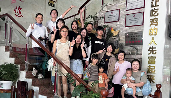 El equipo de ventas de hardware de Fortune Plus disfruta de un viaje de 3 días a Heyuan